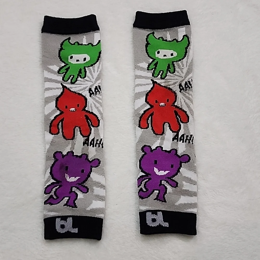 Baby Gray Monster Crawling Socks O/S